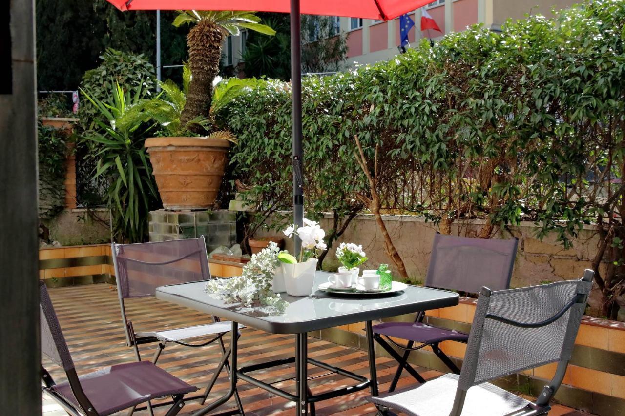 Appartement Timeless St Peter Terrace à Rome Extérieur photo